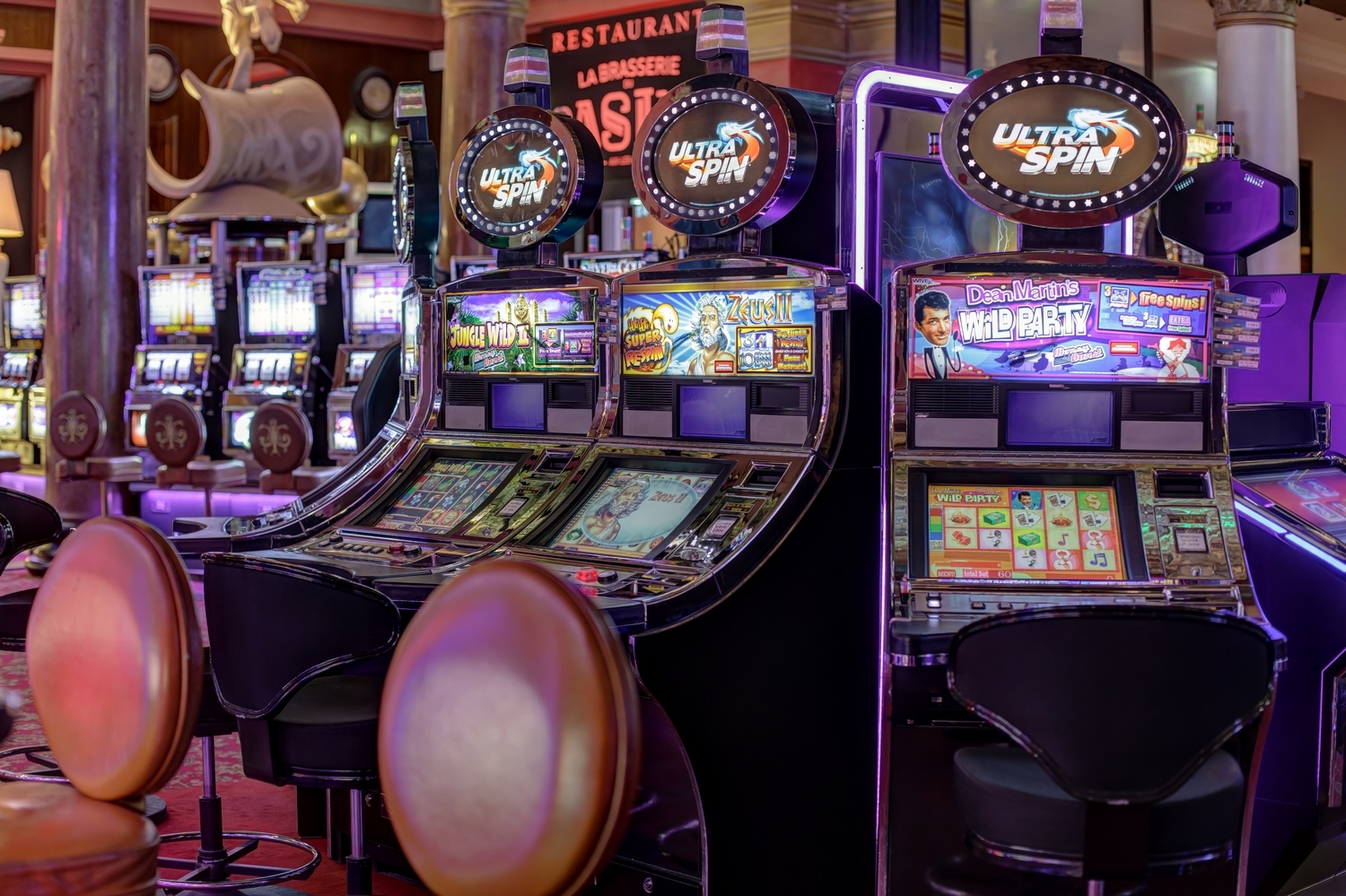 Machines à Sous Casino Grand Cercle Aix les Bains - Photo professionnelle