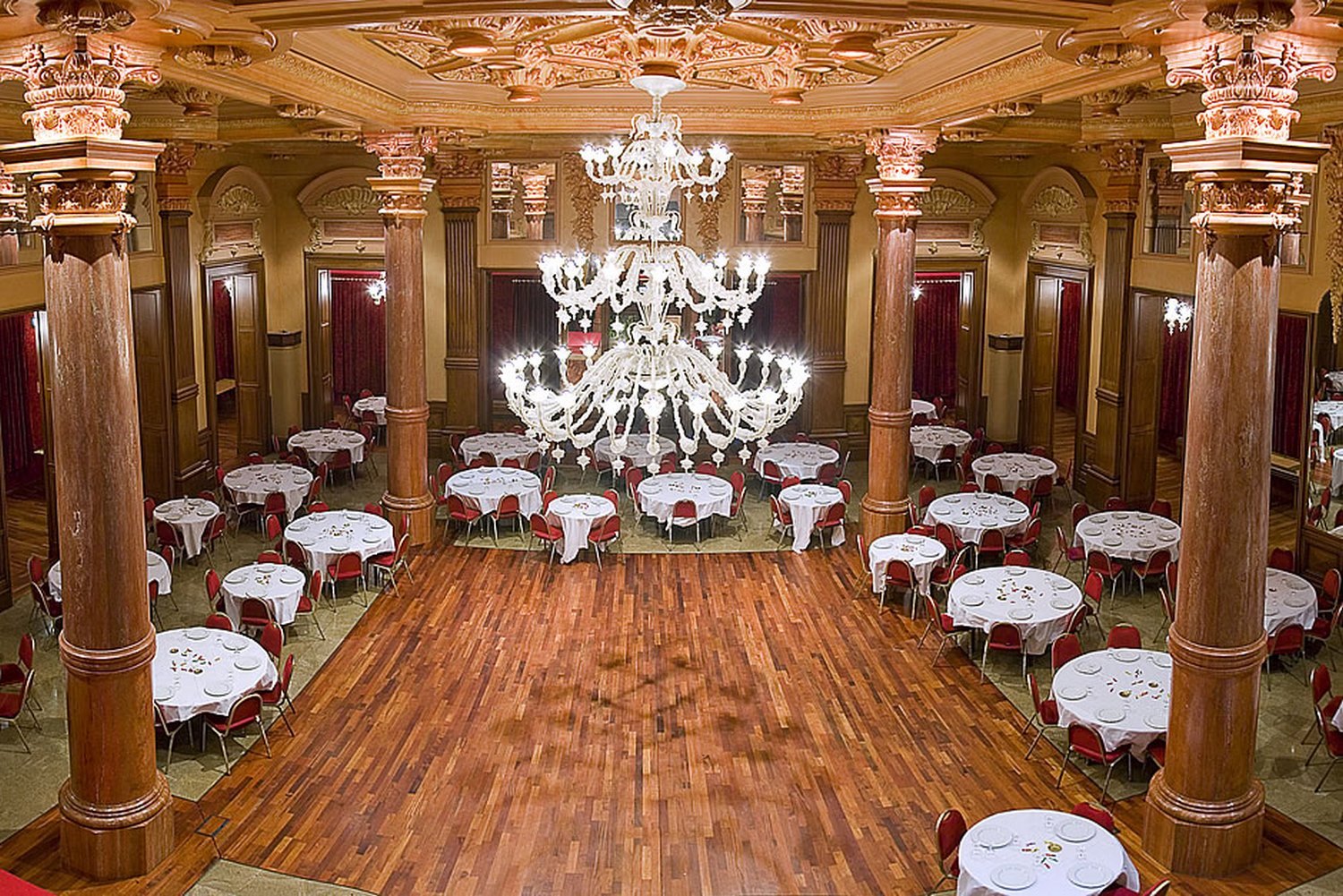 Photographie salle de reception Raphaël au Casino Grand Cercle Aix les Bains