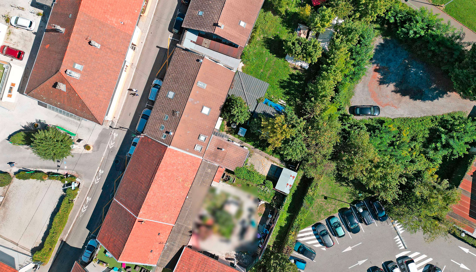 vue aérienne drone Albertville en Savoie 